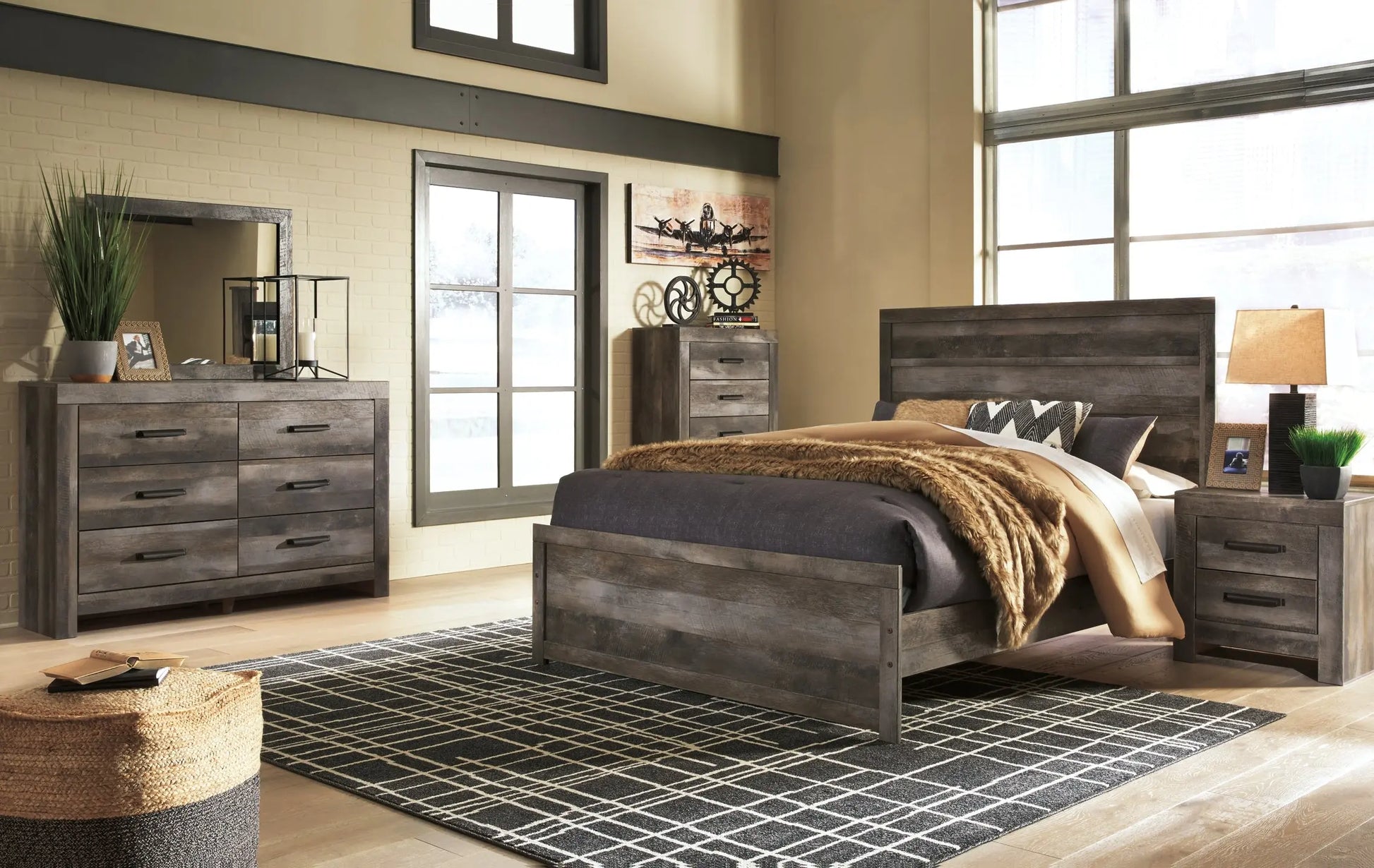 Wynnlow Queen Panel Bed with Mirrored Dresser, Chest and 2 Nightstands at Lee Furniture, NC