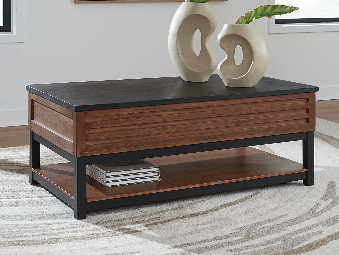 Kallari Lift Top Cocktail Table