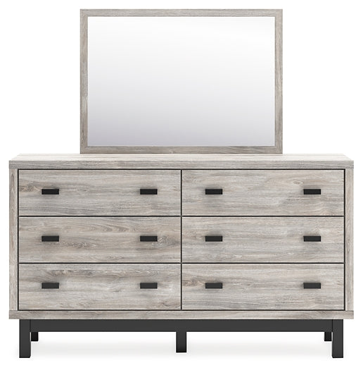 Vessalli King Panel Bed with Mirrored Dresser