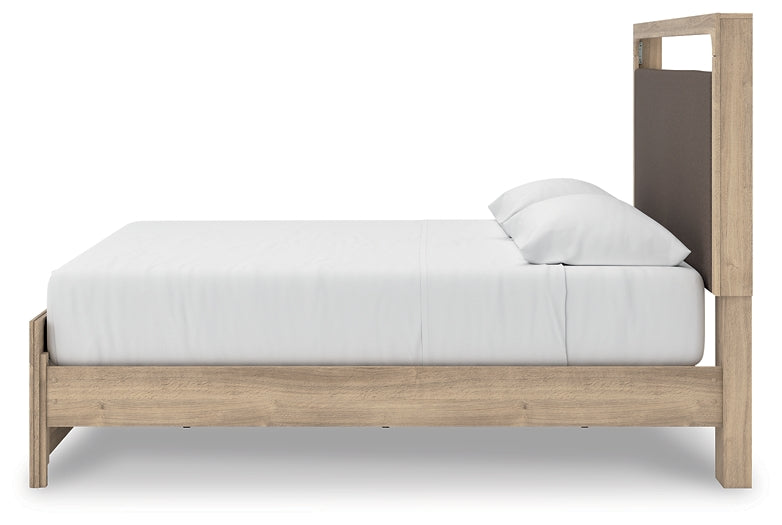 Kinlanni King Upholstered Platform Bed